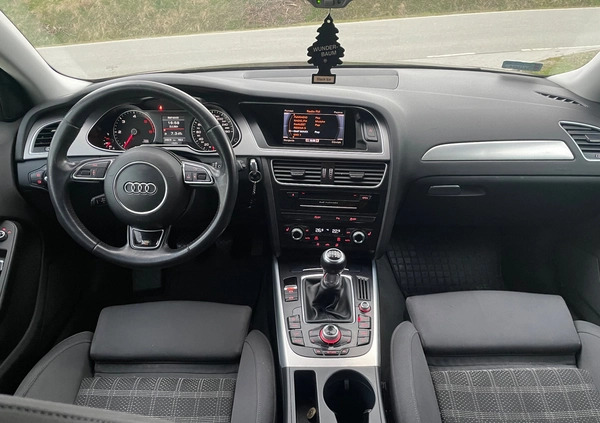 Audi A4 cena 44700 przebieg: 246000, rok produkcji 2013 z Mszczonów małe 211